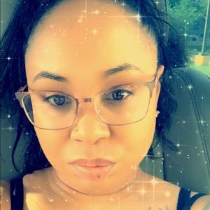 Meet your Posher, Gabrielle